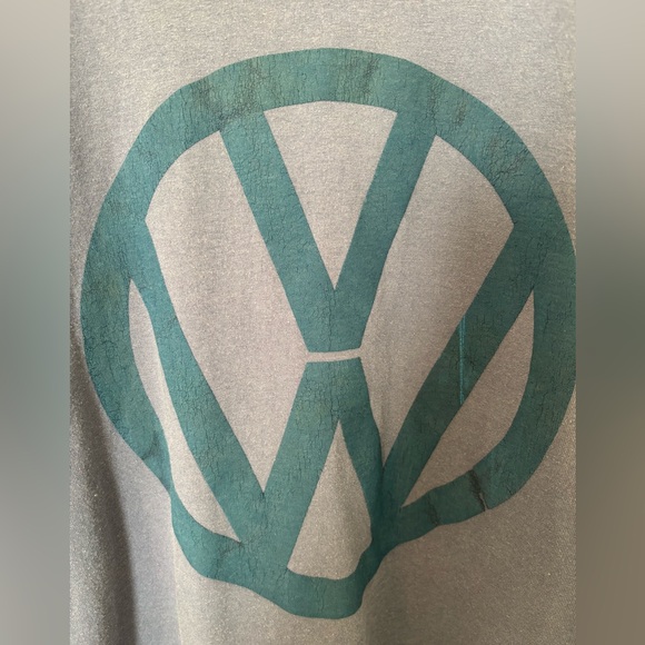 Vintage 80s Sun-faded Minimalist Volkswagen Shirt - Picture 3 of 7